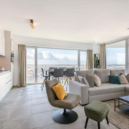 Huswell - Bright Apartment With Seaview Bredene Eksteriør billede