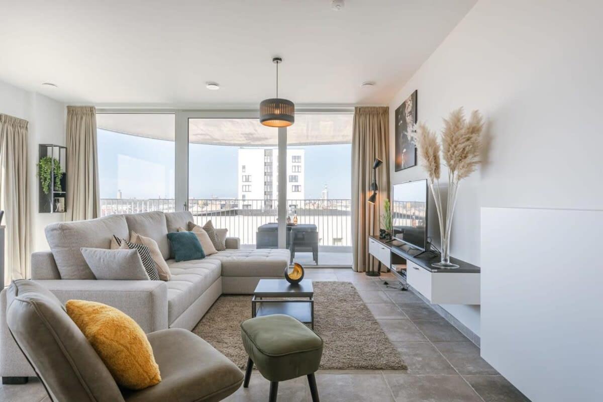 Huswell - Bright Apartment With Seaview Bredene Eksteriør billede